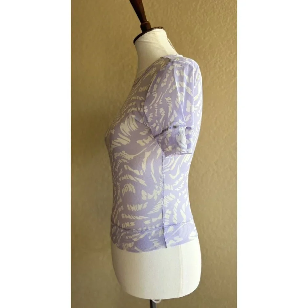 SKIMS Women's  Summer Mesh Short Sleeve Top Size 2X Lilac Swirl - Picture 4 of 7